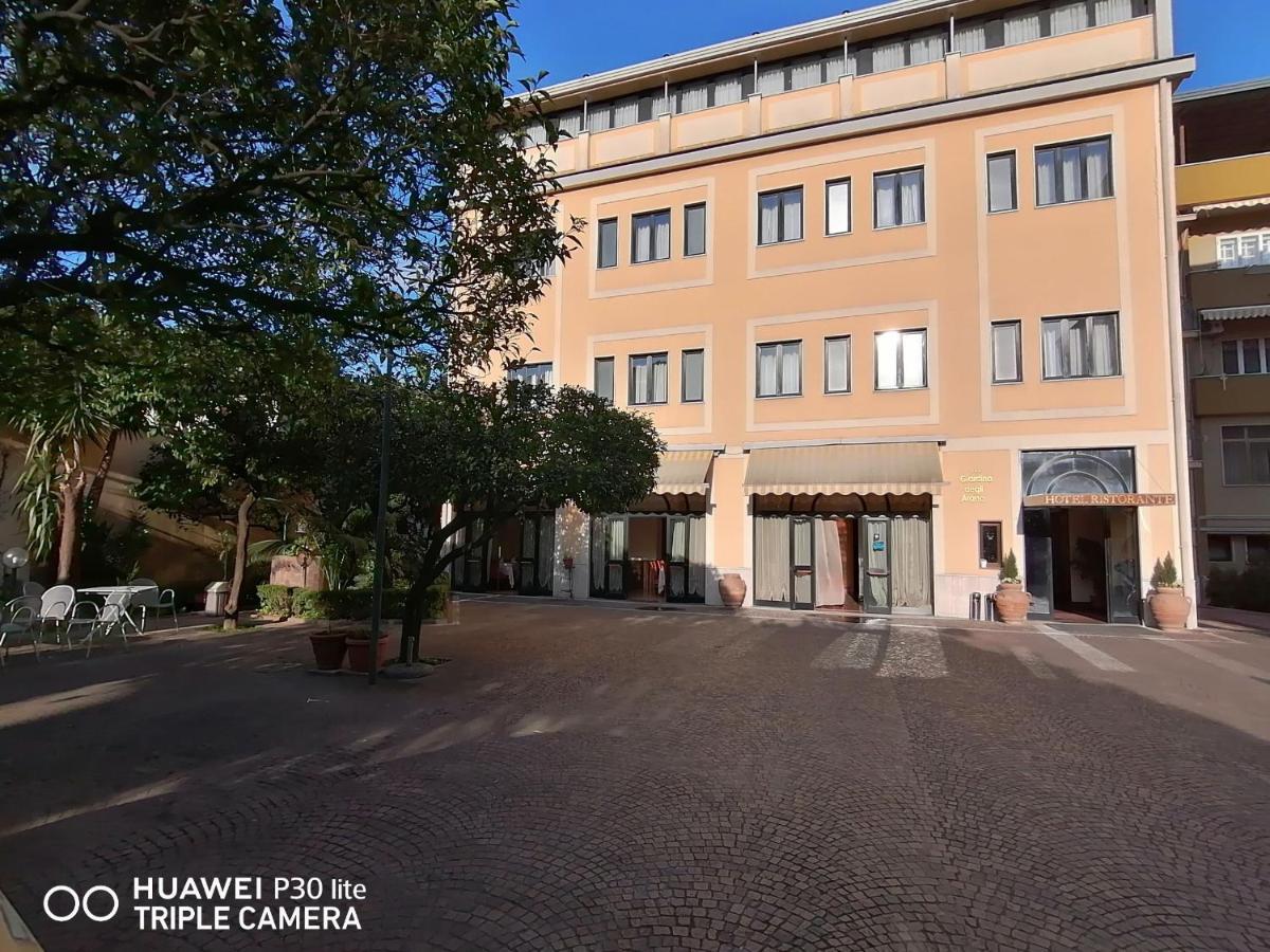 Hotel Giardino Degli Aranci Frattamaggiore Extérieur photo